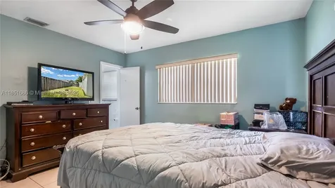 6528 SW 26th Street Miramar FL 33023