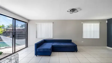 6528 SW 26th Street Miramar FL 33023