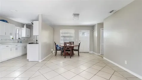 6528 SW 26th Street Miramar FL 33023