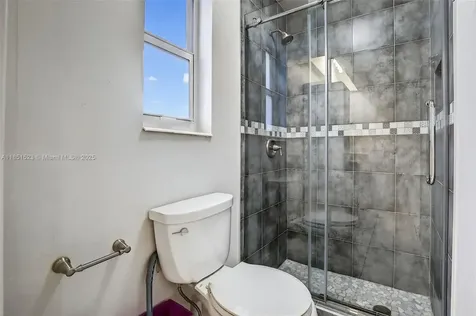 8941 NW 26th Place Sunrise FL 33322