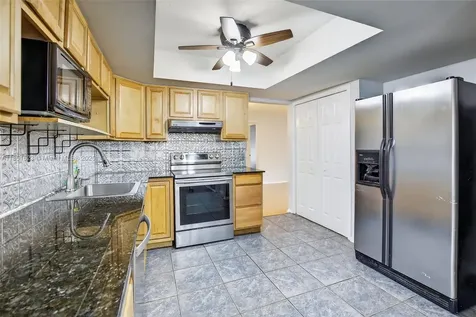 8941 NW 26th Place Sunrise FL 33322