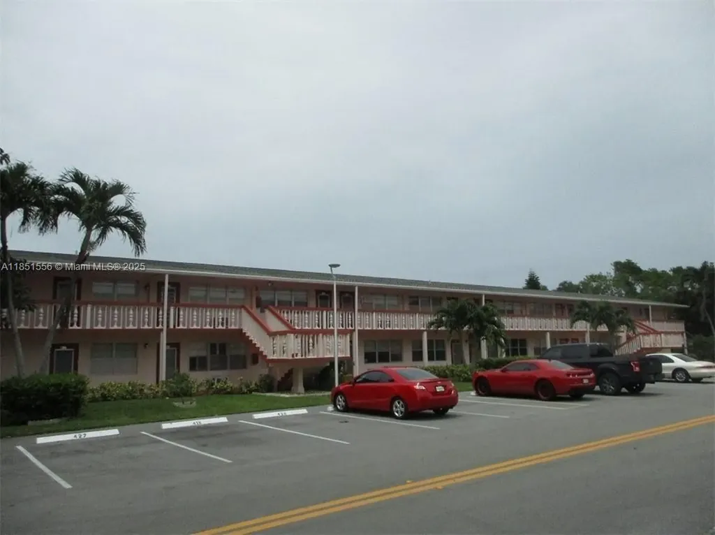 432 Tilford T Deerfield Beach FL 33442