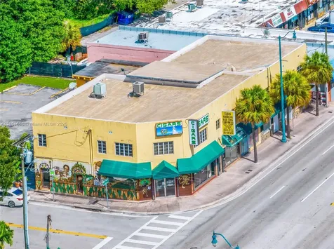 3465 SW 8th Street Miami FL 33135