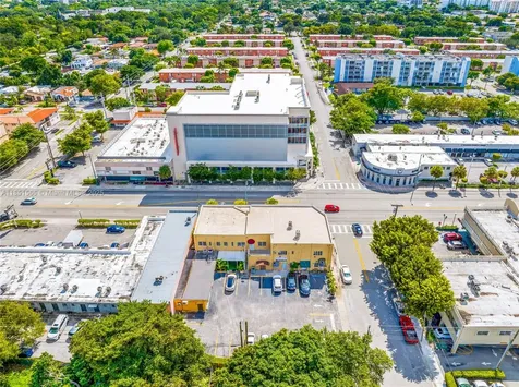 3465 SW 8th Street Miami FL 33135