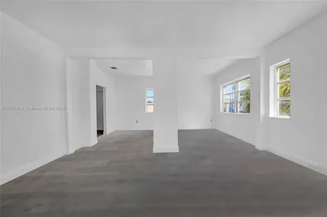 3465 SW 8th Street Miami FL 33135