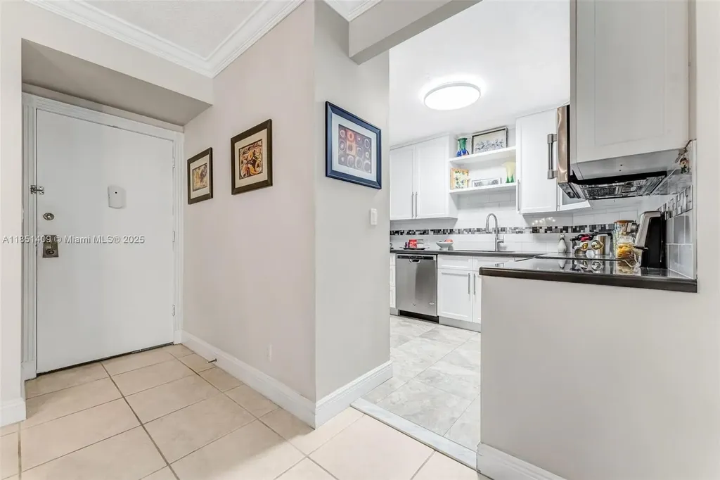 4330 Hillcrest Drive Hollywood FL 33021