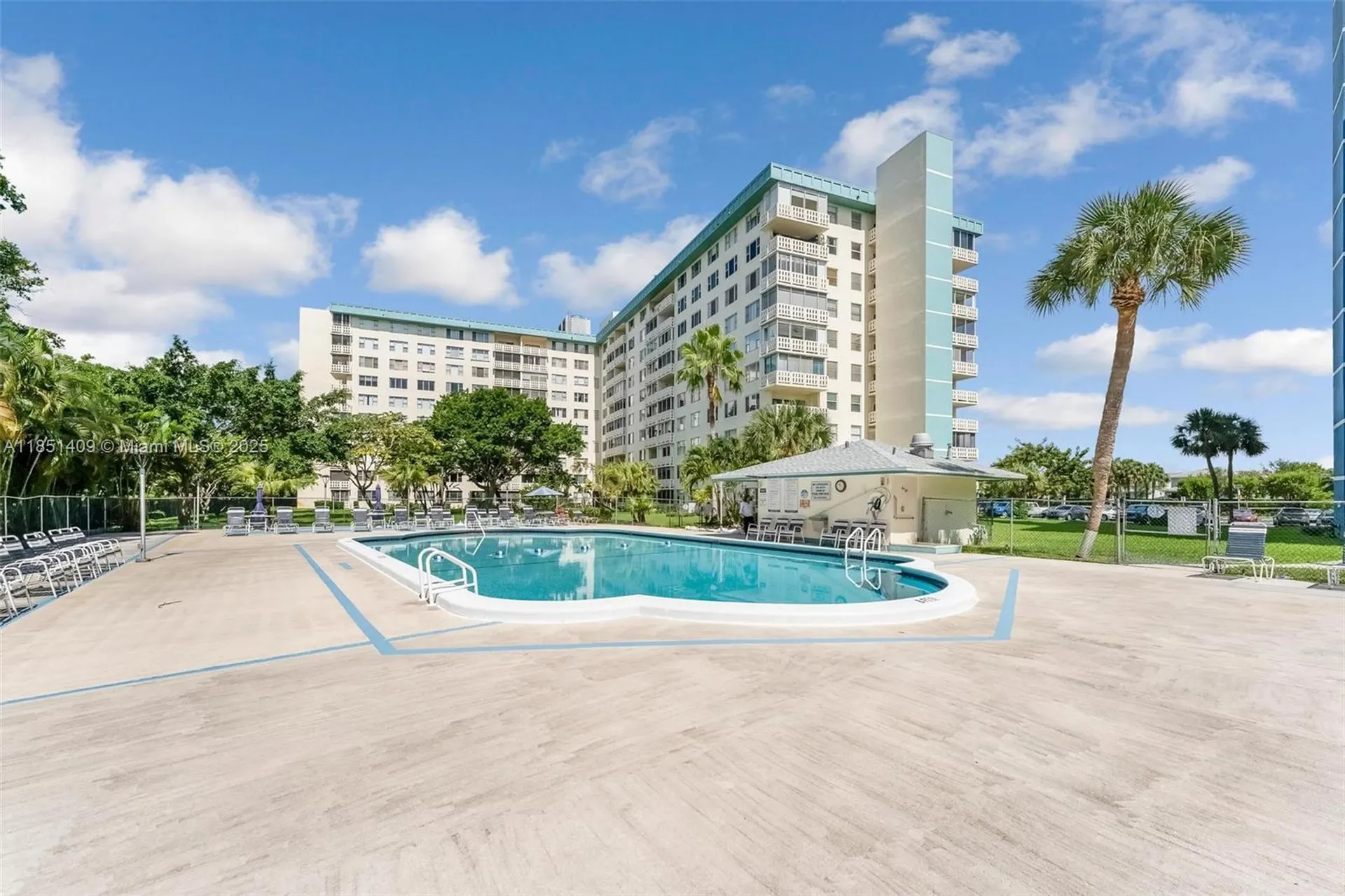 4330 Hillcrest Drive Hollywood FL 33021