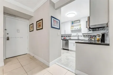 4330 Hillcrest Drive Hollywood FL 33021