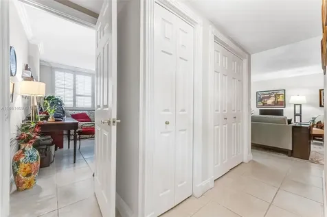 4330 Hillcrest Drive Hollywood FL 33021