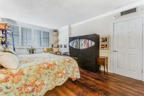 4330 Hillcrest Drive Hollywood FL 33021
