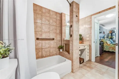 4330 Hillcrest Drive Hollywood FL 33021