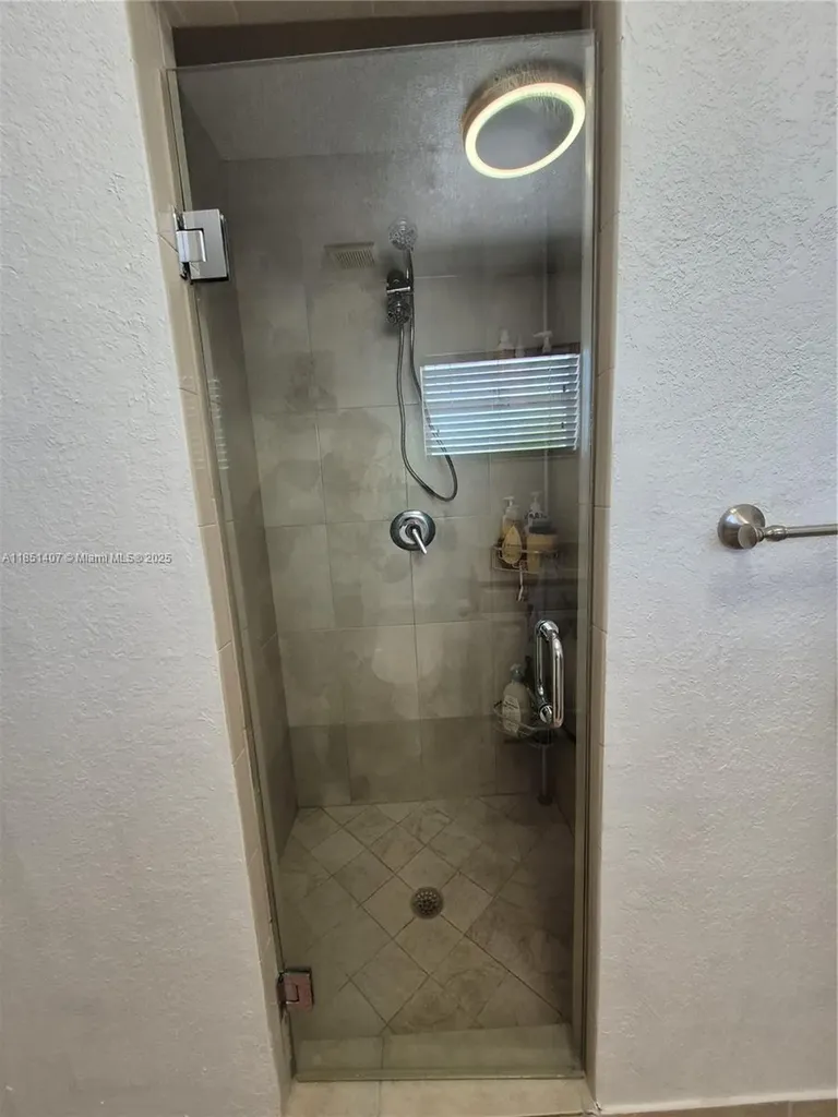 1176 NW 29th Way Fort Lauderdale FL 33311