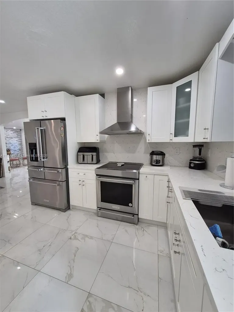 1176 NW 29th Way Fort Lauderdale FL 33311