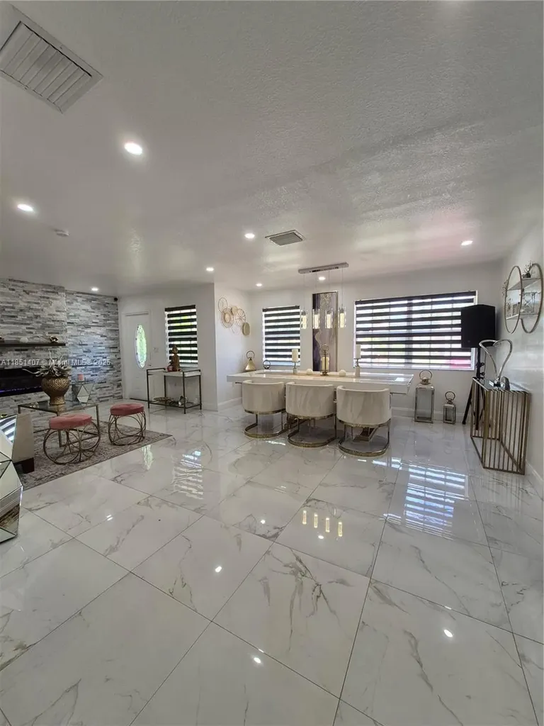 1176 NW 29th Way Fort Lauderdale FL 33311