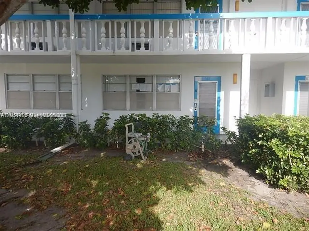 186 Ventnor L Deerfield Beach FL 33442