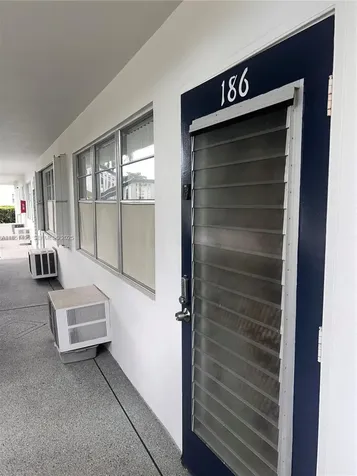 186 Ventnor L Deerfield Beach FL 33442