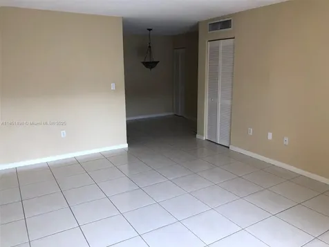 10810 N Kendall Drive Miami FL 33176