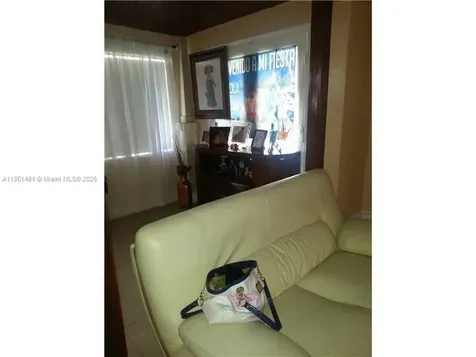 321 NW 13th Avenue Miami FL 33125