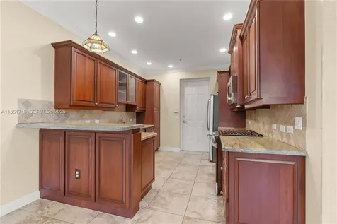 3055 NW 126th Avenue Sunrise FL 33323