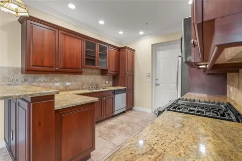 3055 NW 126th Avenue Sunrise FL 33323