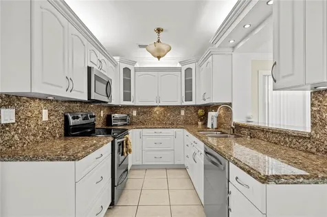 8230 SW 45th Street Miami FL 33155