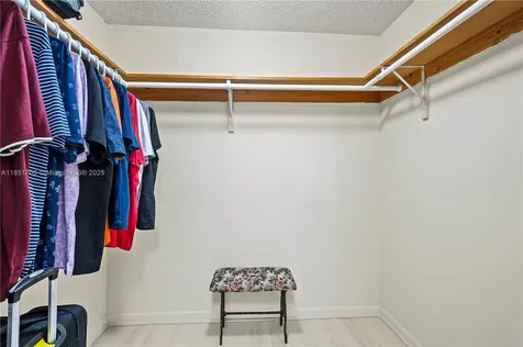 8230 SW 45th Street Miami FL 33155