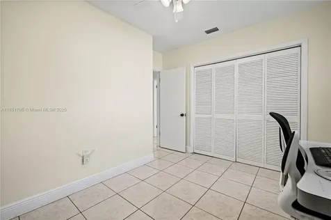 8230 SW 45th Street Miami FL 33155