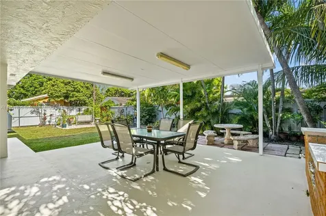 8230 SW 45th Street Miami FL 33155