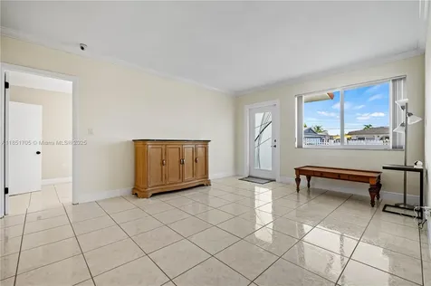 8230 SW 45th Street Miami FL 33155