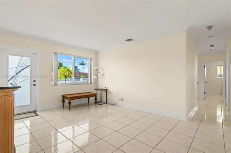 8230 SW 45th Street Miami FL 33155