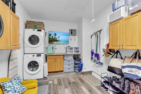 17880 SW 155th Court Miami FL 33187