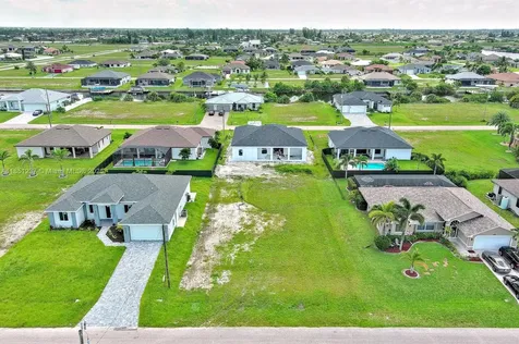 1025 NW 35th Place Cape Coral FL 33993