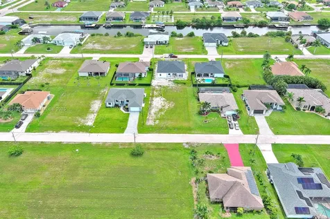 1025 NW 35th Place Cape Coral FL 33993
