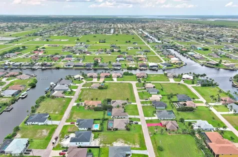 1025 NW 35th Place Cape Coral FL 33993