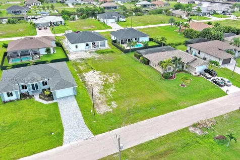 1025 NW 35th Place Cape Coral FL 33993