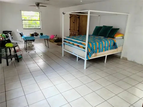 14902 SW 65th Terrace Miami FL 33193