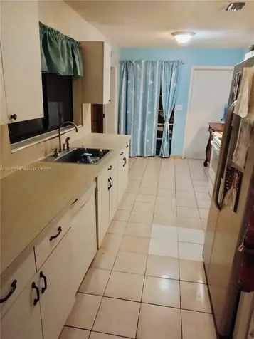 14902 SW 65th Terrace Miami FL 33193