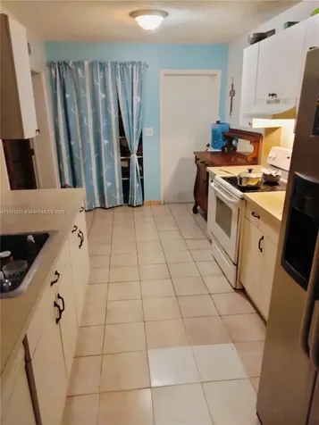 14902 SW 65th Terrace Miami FL 33193