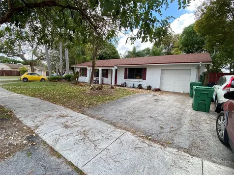 14902 SW 65th Terrace Miami FL 33193