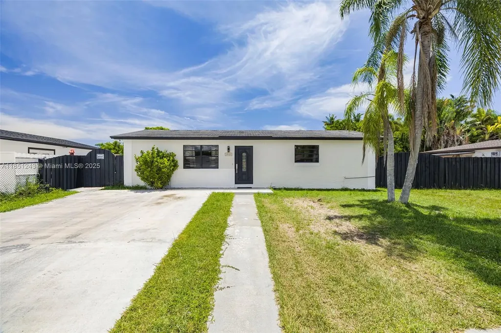 25425 SW 128th Avenue Homestead FL 33032