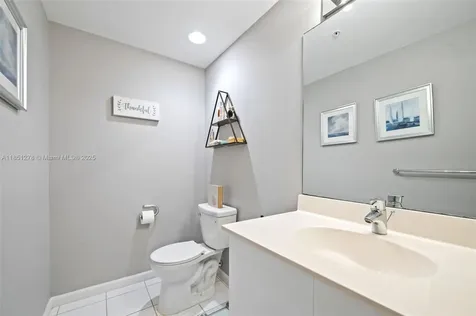 3000 S Ocean Drive Hollywood FL 33019