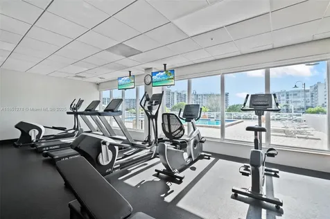 3000 S Ocean Drive Hollywood FL 33019