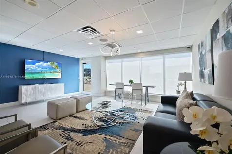 3000 S Ocean Drive Hollywood FL 33019