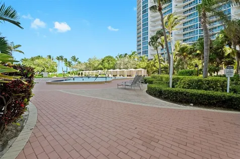 3000 S Ocean Drive Hollywood FL 33019