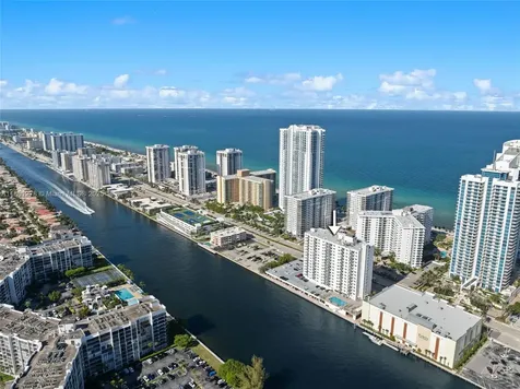 3000 S Ocean Drive Hollywood FL 33019