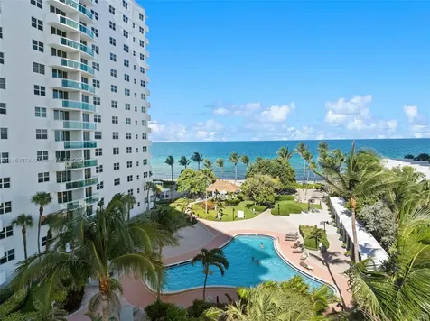 3000 S Ocean Drive Hollywood FL 33019