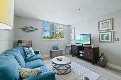 3000 S Ocean Drive Hollywood FL 33019