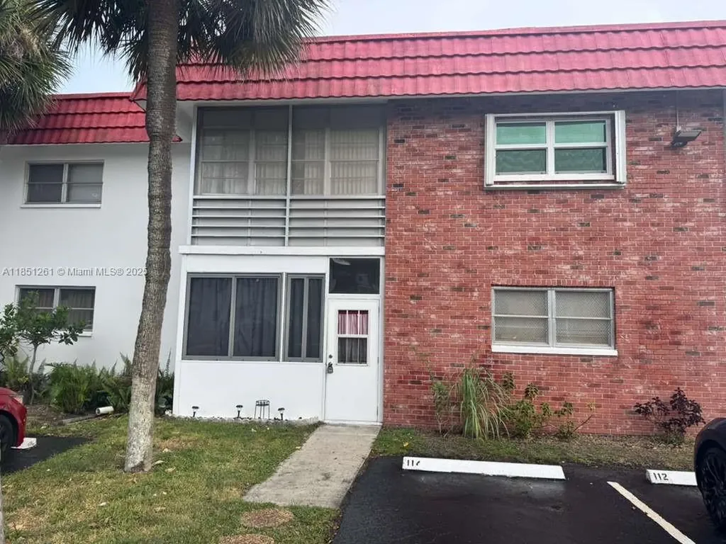 2251 NW 48th Terrace Lauderhill FL 33313