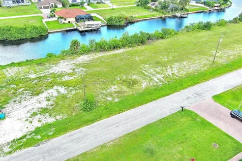 1228 NW 34th Avenue Cape Coral FL 33993