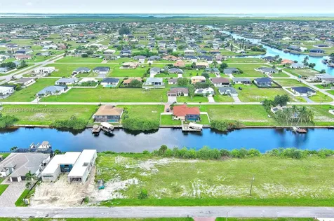 1228 NW 34th Avenue Cape Coral FL 33993